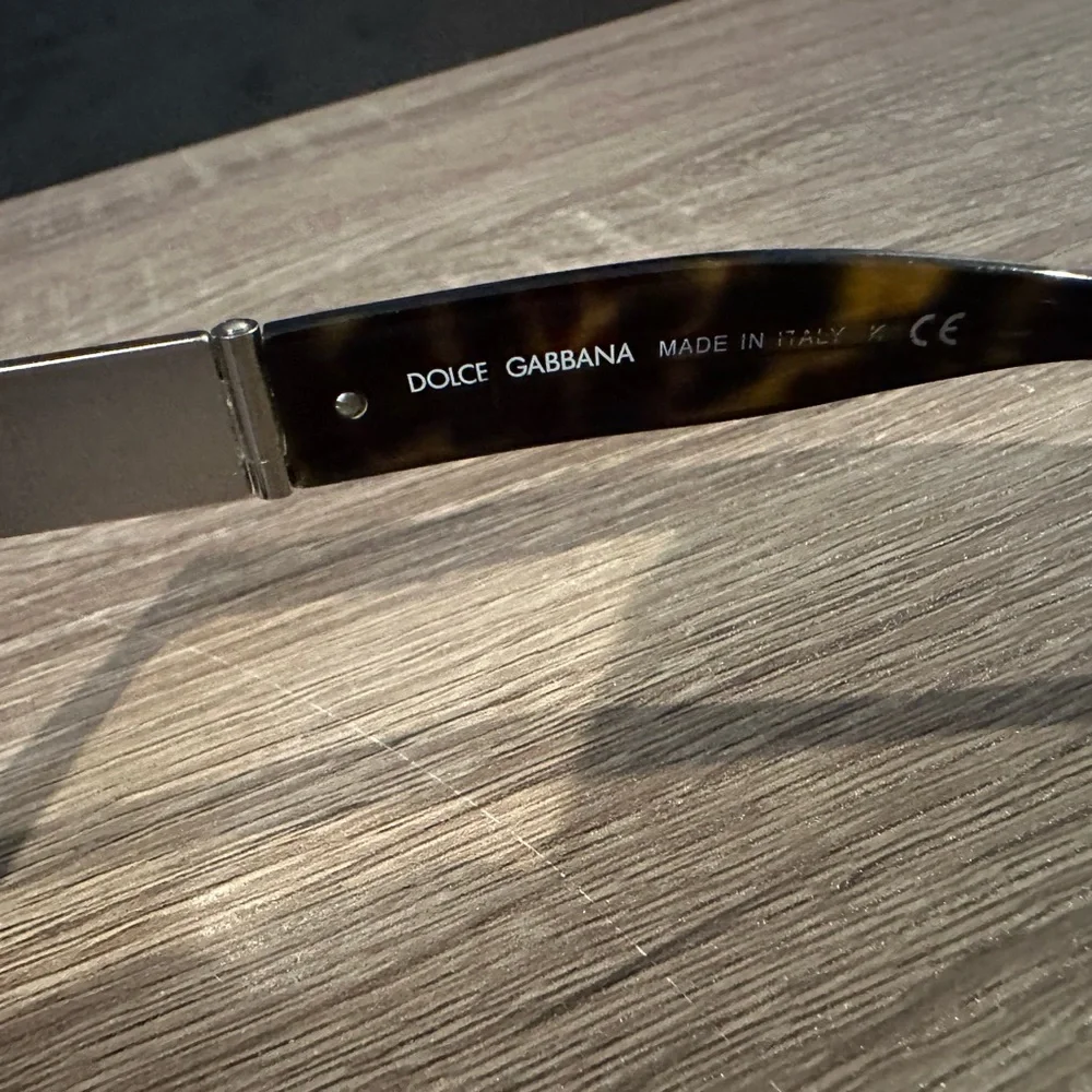 Dolce & Gabbana Tortoise Oval Sunglasses (style code DG4086) - Picture 6 of 16